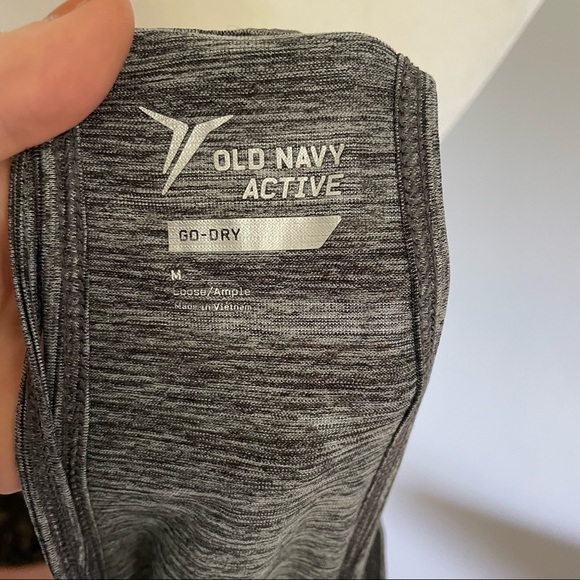 Old Navy Active Go Dry Tank Top Heather Grey - Picture 3 of 3